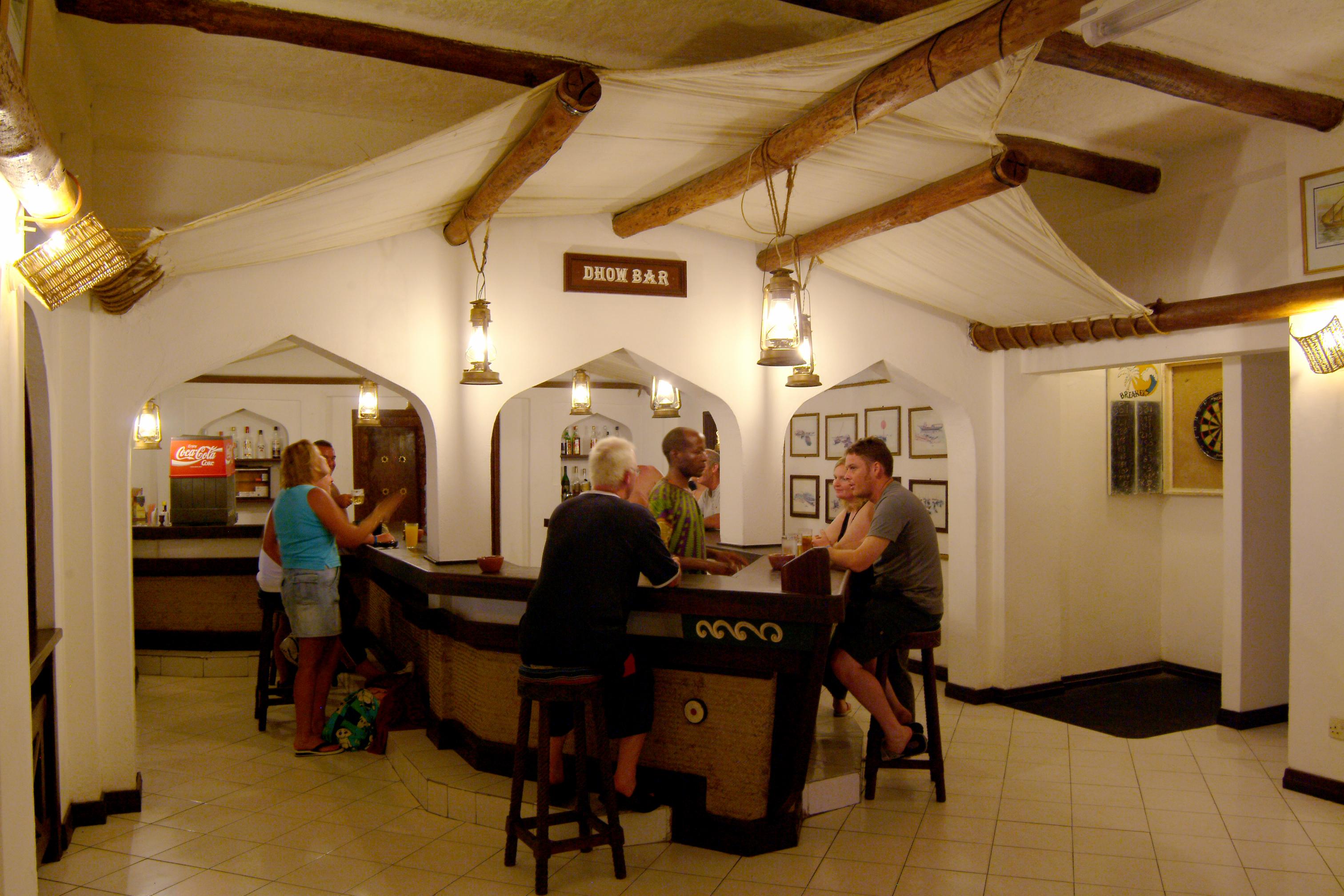 Bamburi Beach Hotel Bagian luar foto