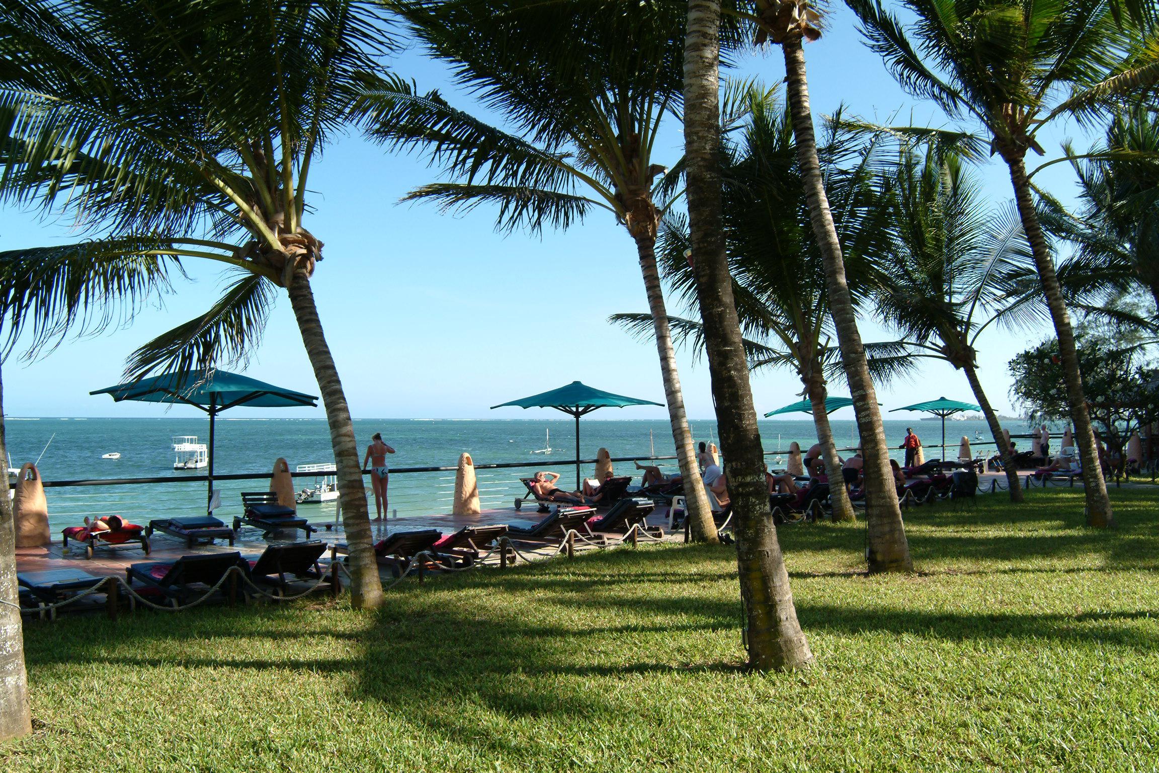 Bamburi Beach Hotel Bagian luar foto