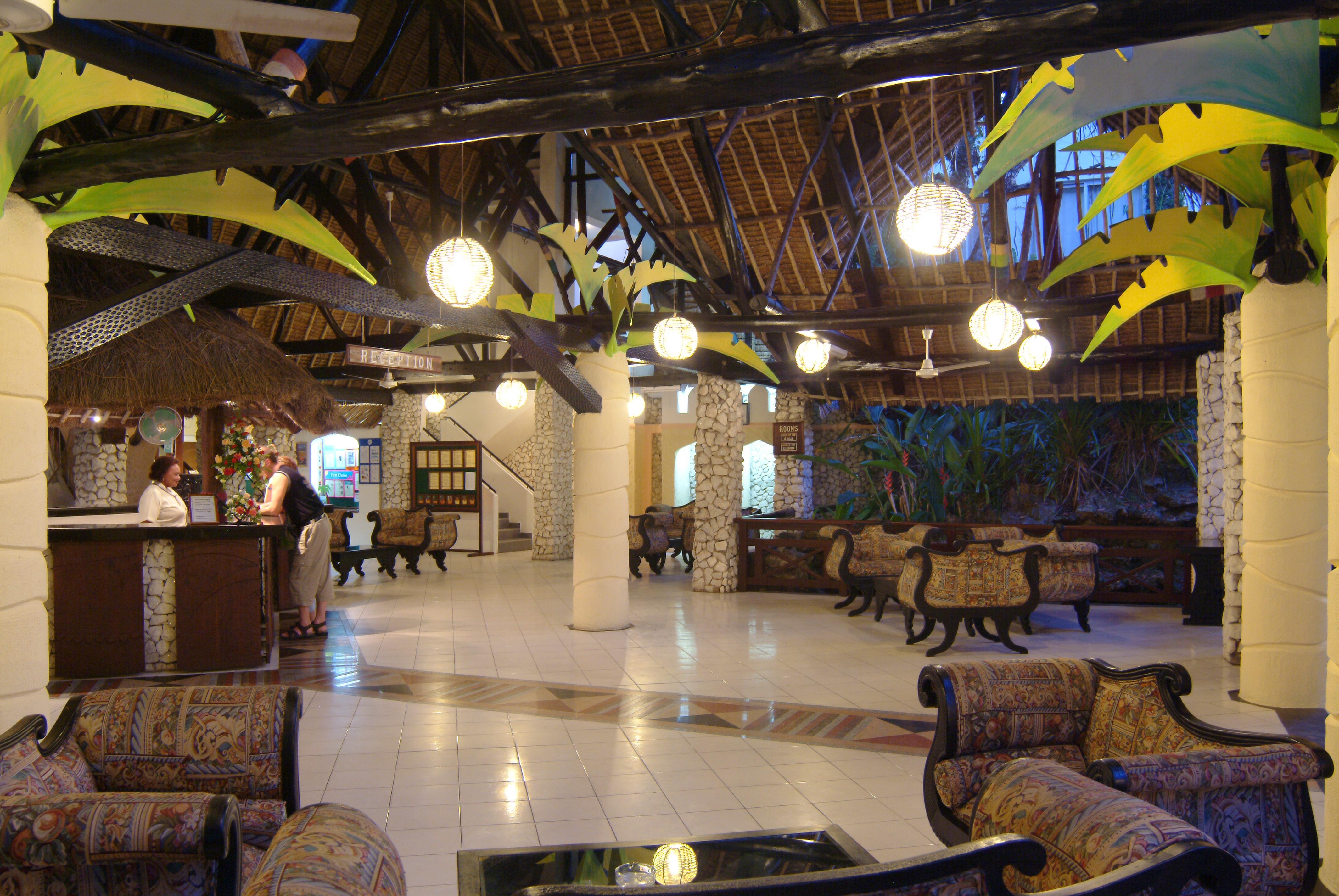 Bamburi Beach Hotel Bagian luar foto