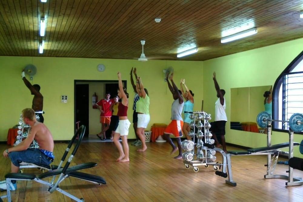 Bamburi Beach Hotel Bagian luar foto