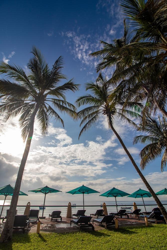 Bamburi Beach Hotel Bagian luar foto
